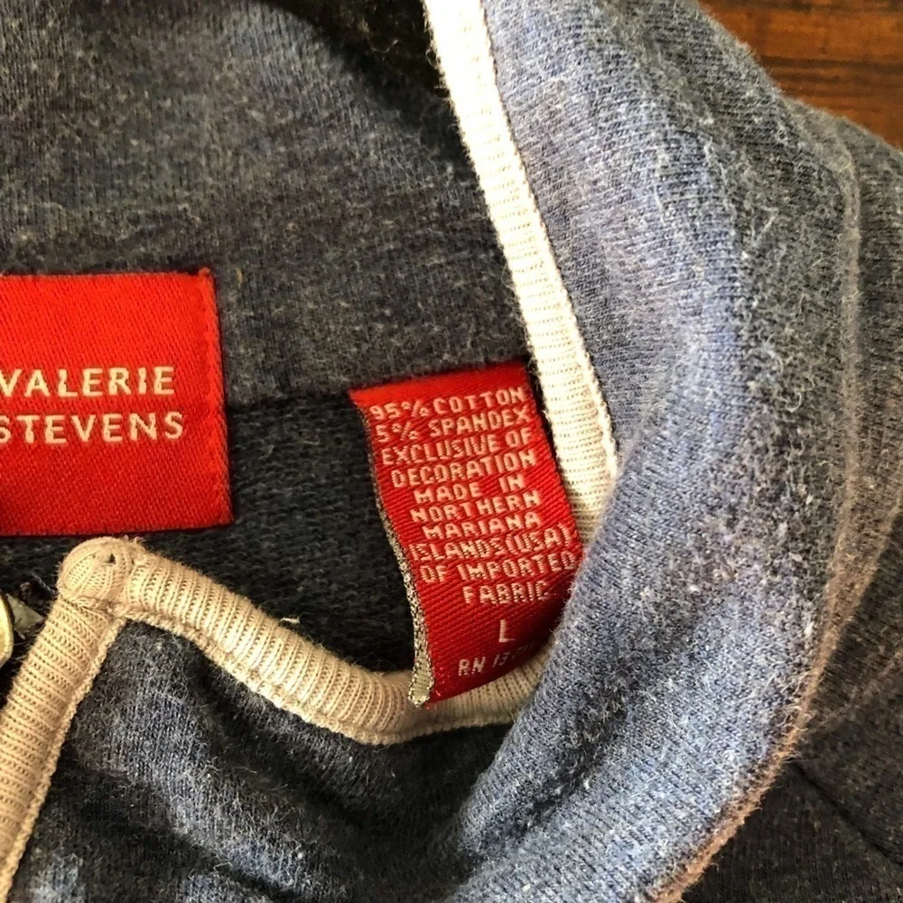 Valerie Stevens blue zip up jacket in size L